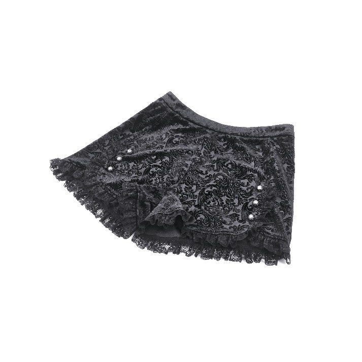 Velvet Throne – Samtige High-Waist Shorts mit Knöpfen & Spitze