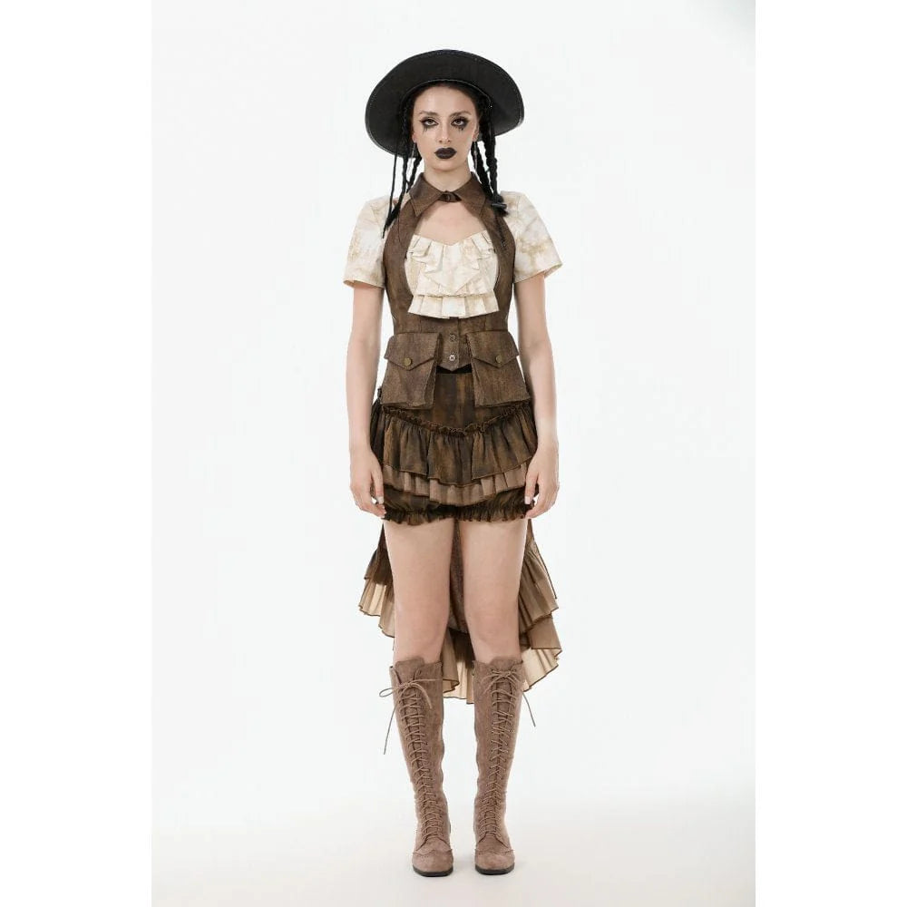 Detailaufnahme des großen ovalen Cut-Outs über dem Dekolleté