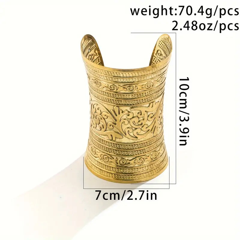 Vintage Cuff Armband mit floralem Relief, rebellisch & stilvoll