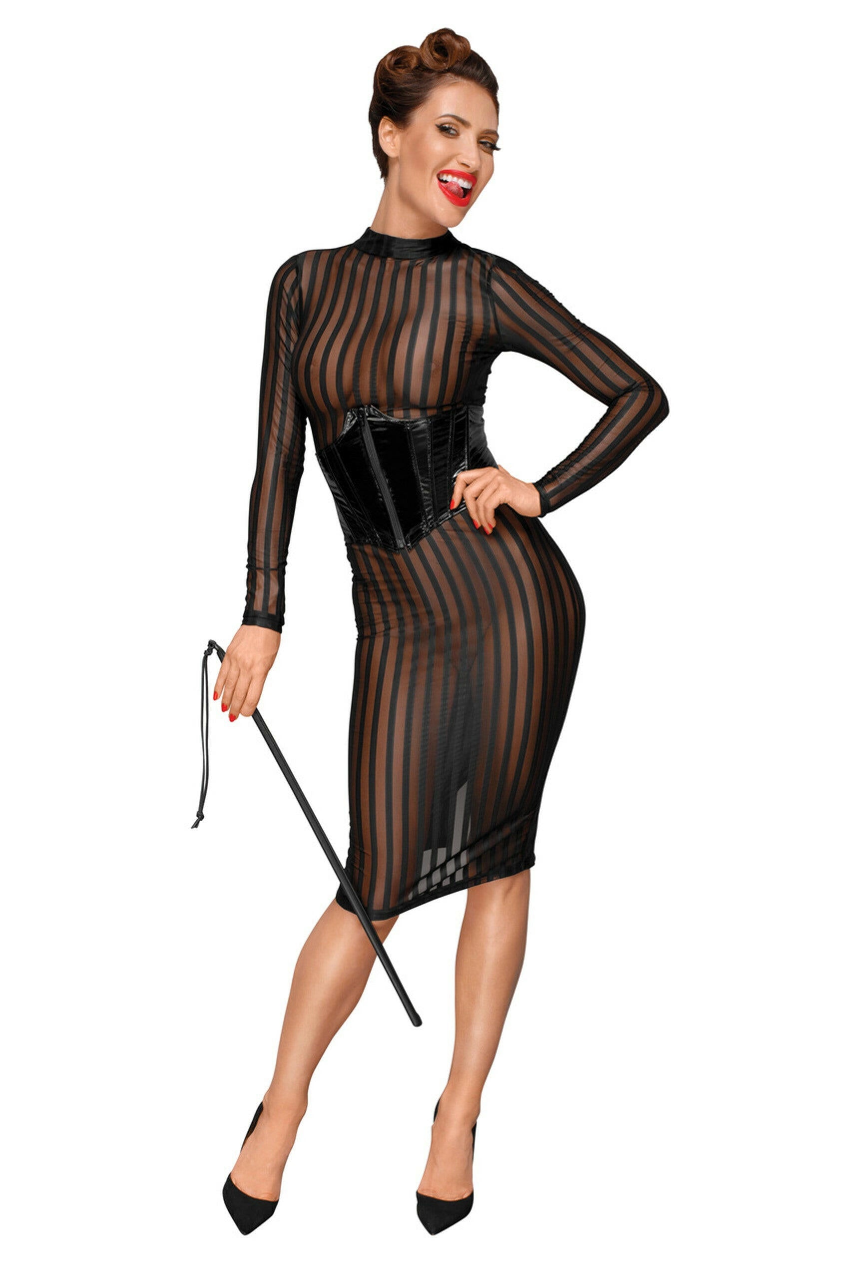 Corset with adjustable lacing at the back