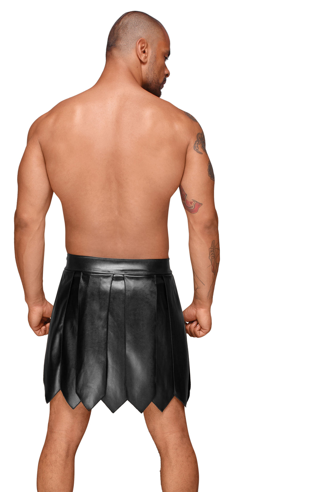 Rückansicht des schwarzen Gladiator-Rocks für Herren aus mattem Öko-Leder