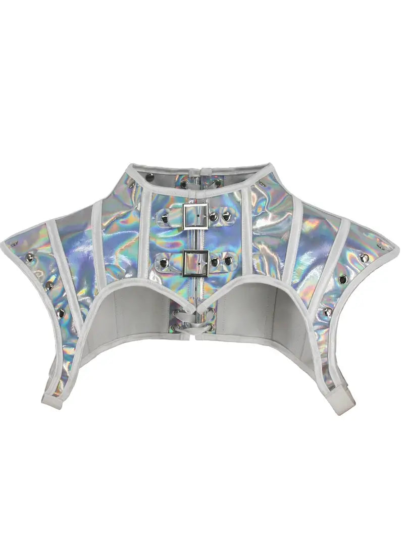 Futuristisches Punk-Cape im Ritterstil mit silbernen Ösen und holographischem Effekt