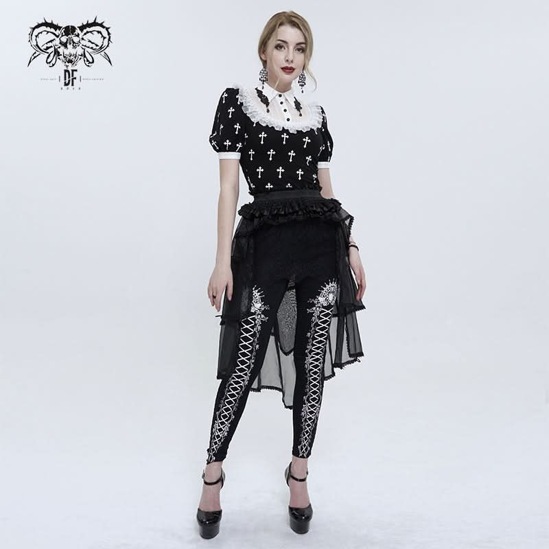 Styling Gothic Look – Falling Crucifix