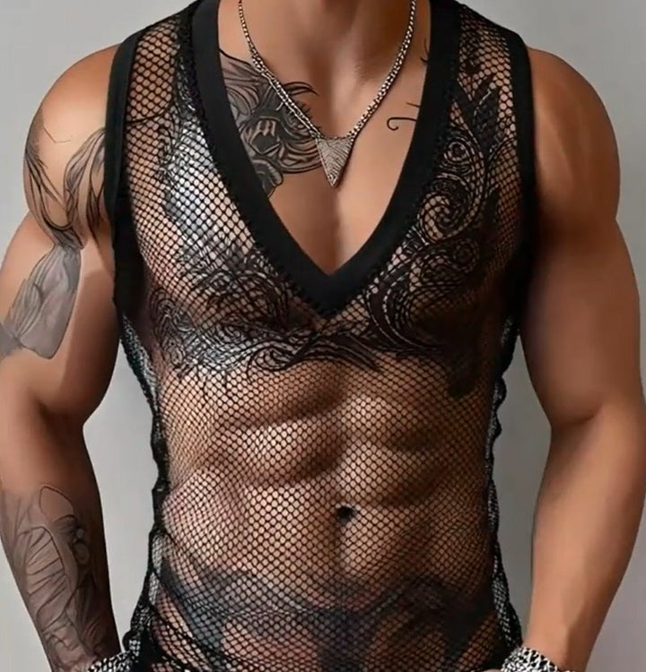 Nahaufnahme des atmungsaktiven Mesh-Gewebes mit leichter Transparenz