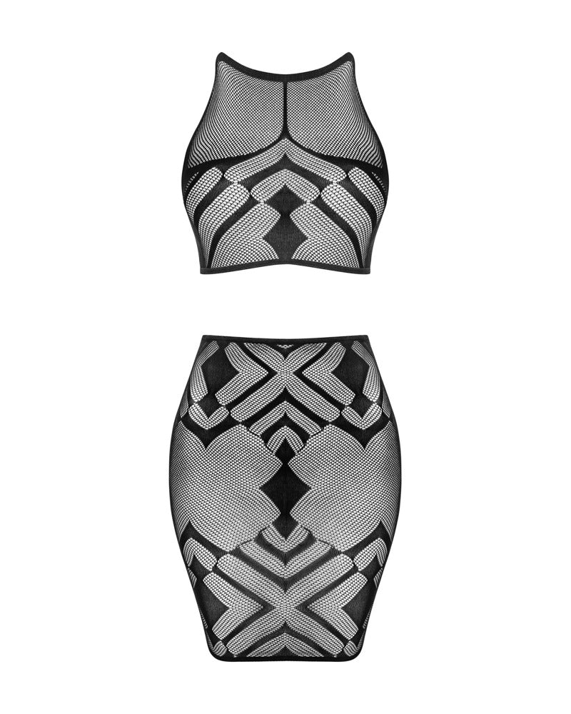 Komplettes schwarzes Outfit bestehend aus bauchfreiem Top und Minirock