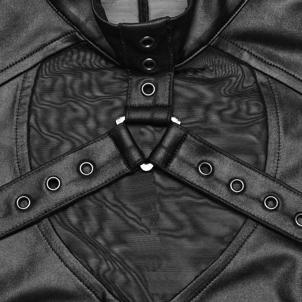 Material- und Detailansicht des Mesh-Tops, Leder-Optik, Ösen und Nieten