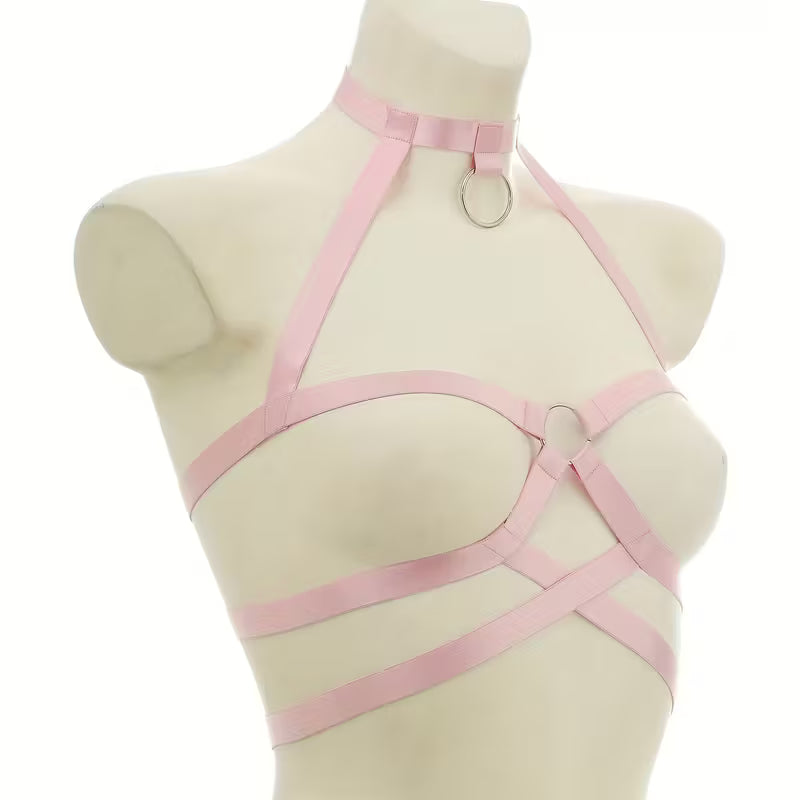 Detailansicht des rosa elastischen Pastell-Gurt-Designs mit Metallring