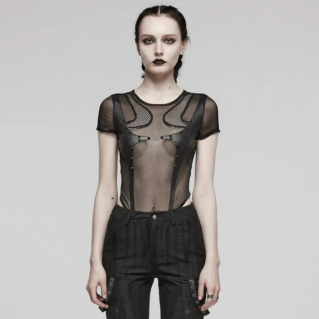 Schwarzer Punk Rave Mesh Bodysuit vorne, hohe Beinausschnitte, spitze Nieten