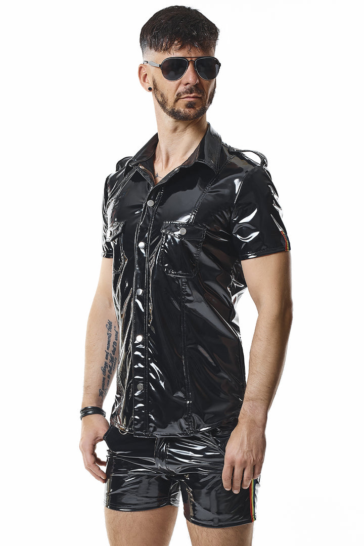 Glänzendes schwarzes Lack-Hemd für Herren mit Rainbow-Details von Regnes Fetish Planet