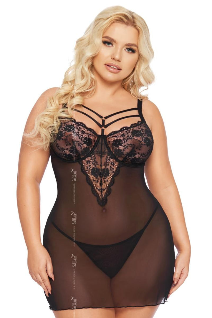 SoftLine Plus Size Chemise Schwarz aus Spitze & Tüll mit T-String