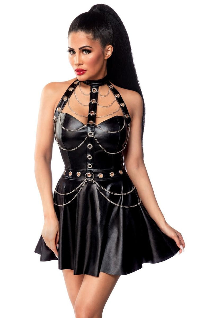 Styling-Inspiration: Sexy Wetlook Minikleid mit Ketten für Clubwear & Fetish