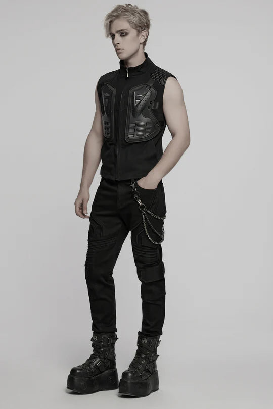 Komplettes Outfit mit Cyberpunk-Weste, schwarzen Jeans und Boots