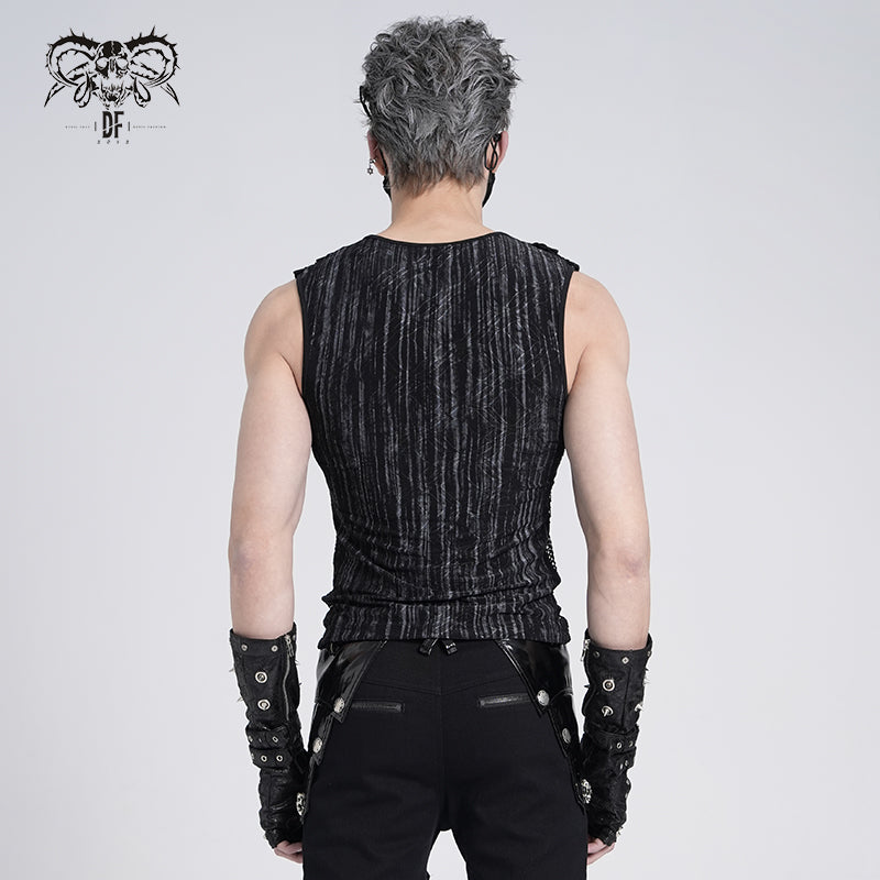 Rückansicht der Devil Fashion Weste zur Darstellung der eng anliegenden Passform.