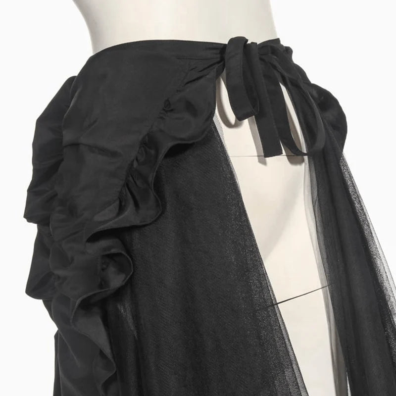 RQ-BL – Viktorianischer Tüll-Bustle Rock mit Rüschen & Schleppe