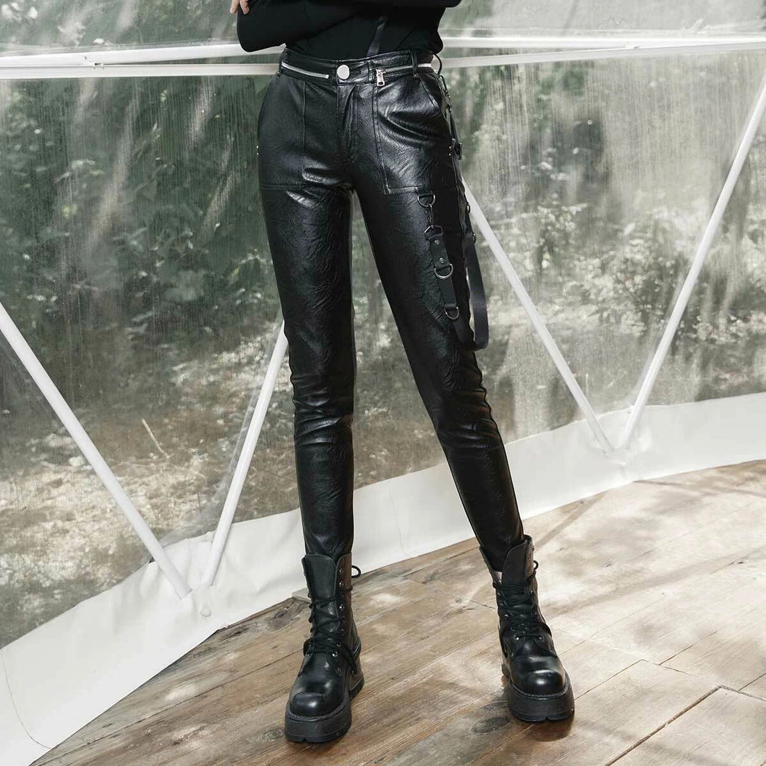 Punk Rave Damen Kunstleder-Riemenhose mit D-Ringen